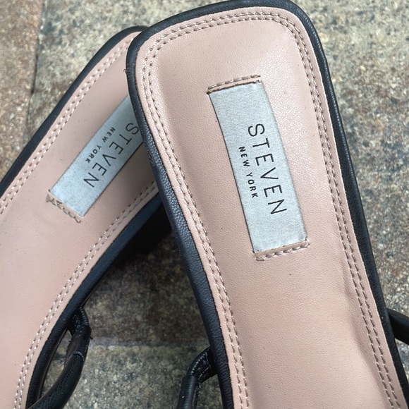 Steve Madden sandals worn once - Picture 2 of 4